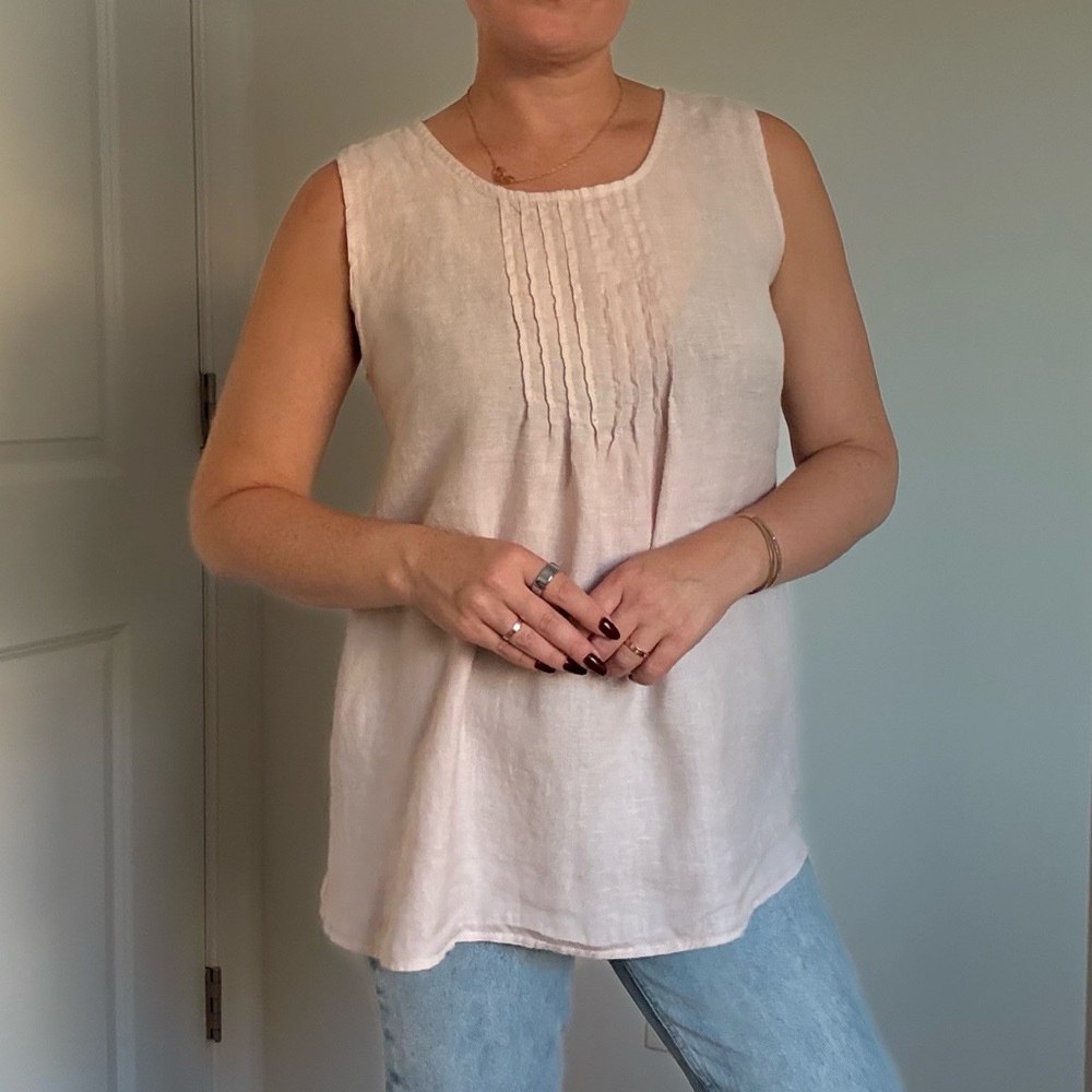 Elegant Sleeveless Blush Linen Sleeveless Top - Picture 4 of 10